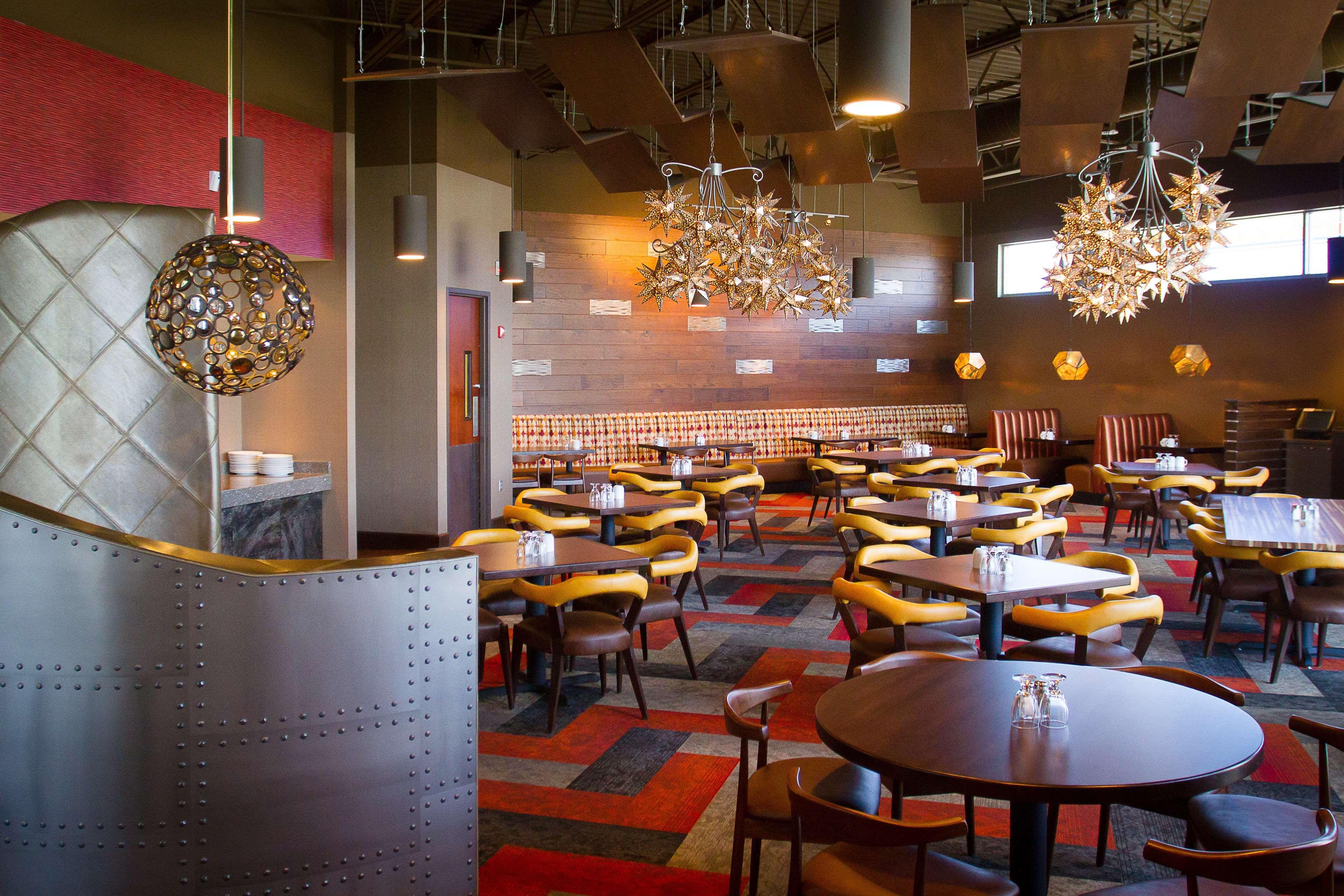 ホテル Doubletree By Hilton Omaha Southwest, Ne エクステリア 写真