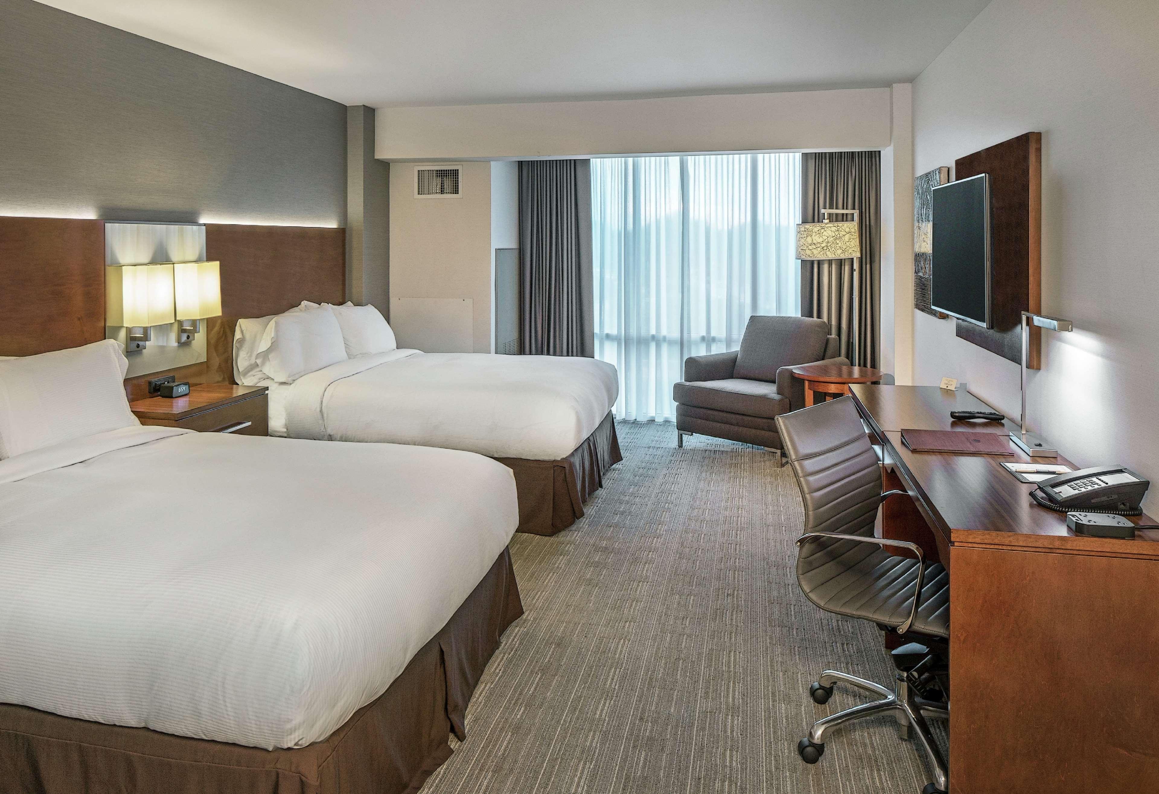 ホテル Doubletree By Hilton Omaha Southwest, Ne エクステリア 写真
