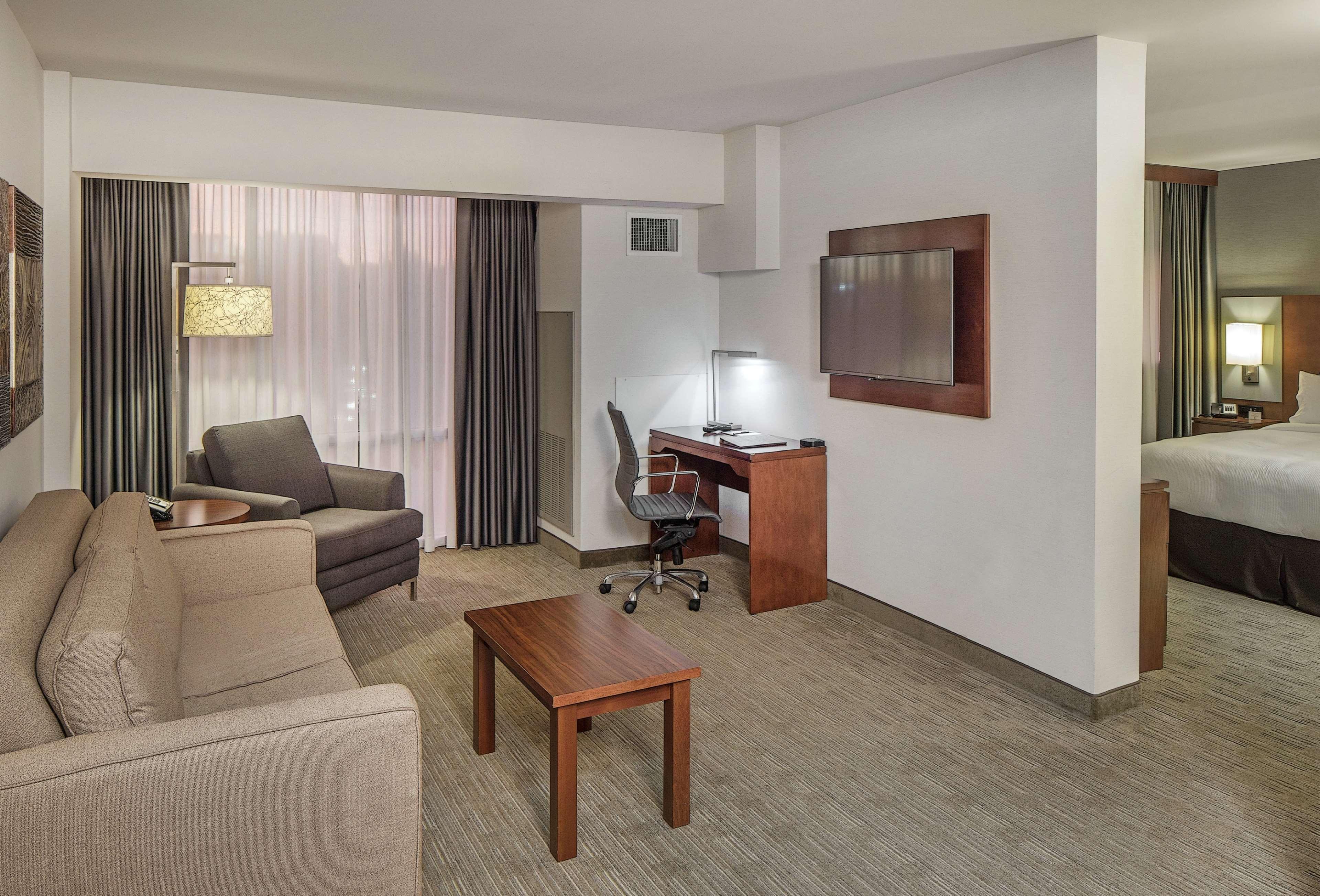 ホテル Doubletree By Hilton Omaha Southwest, Ne エクステリア 写真