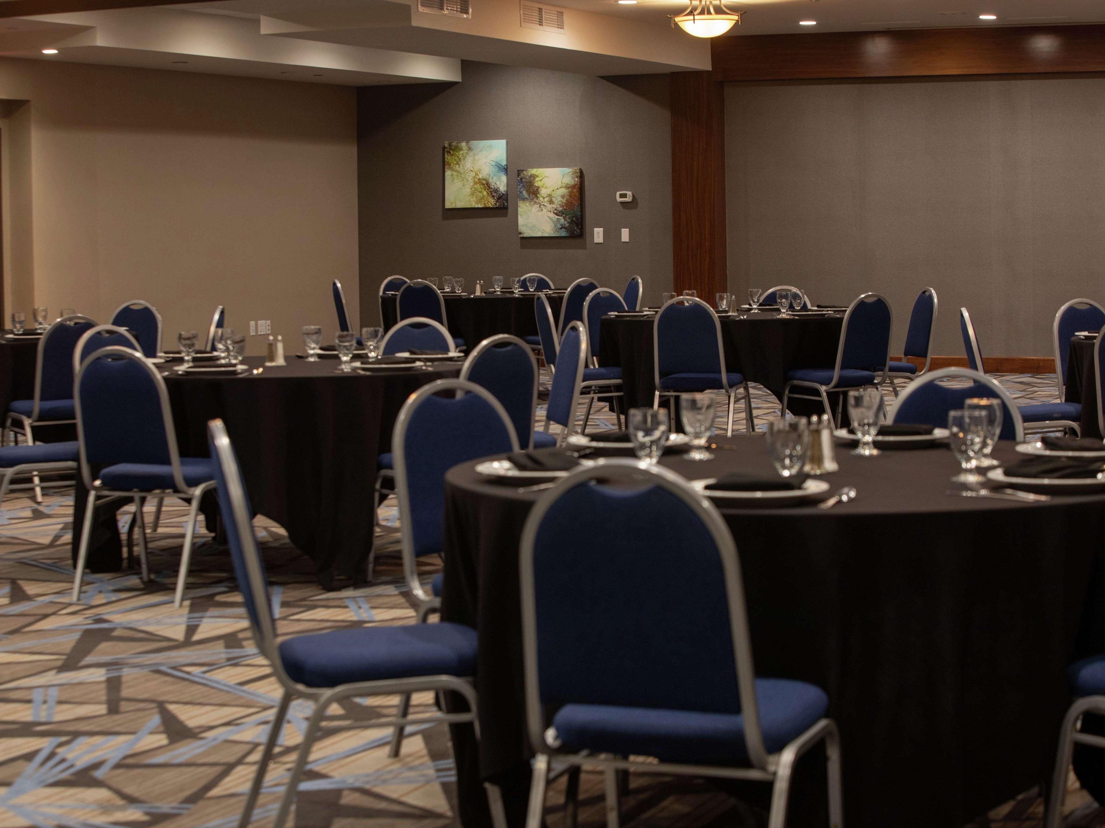 ホテル Doubletree By Hilton Omaha Southwest, Ne エクステリア 写真